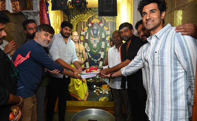 Young Hero's New-Age Love Story Launched with Pooja