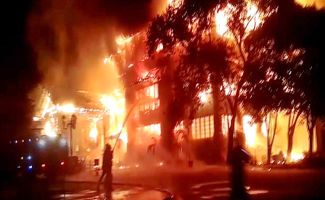 Massive fire destroys British-era Secunderabad Club