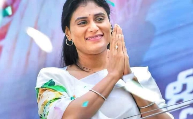 Will Sharmila enter Andhra politics?