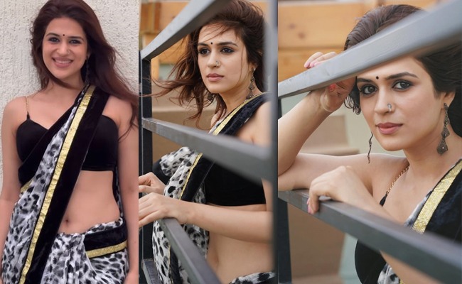 HOT: Shraddha Stuns In Cute Navel Show