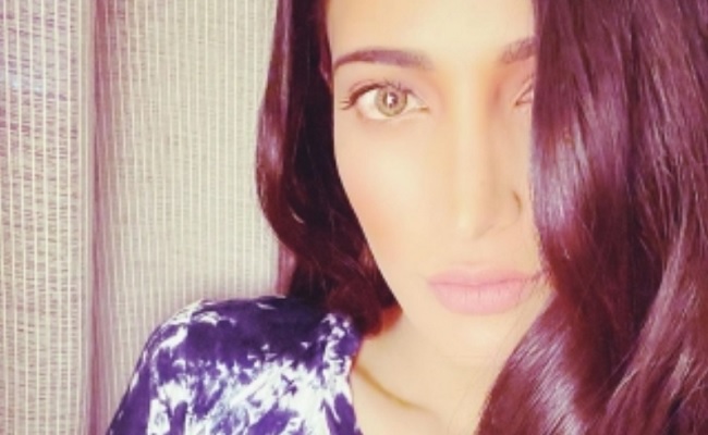 Shruti Haasan Ventures Into Script Writing