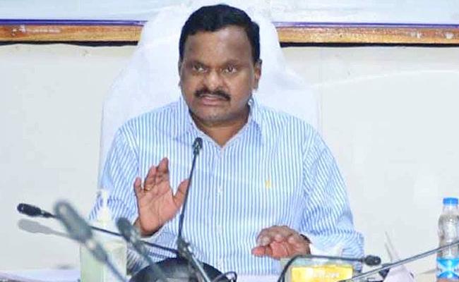 Siddipet collector quits IAS, to get MLC seat