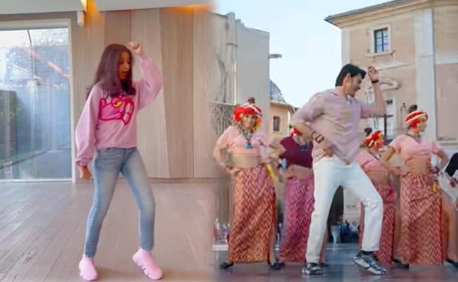 Sitara dances to dad's hit song 'Kalaavathi'