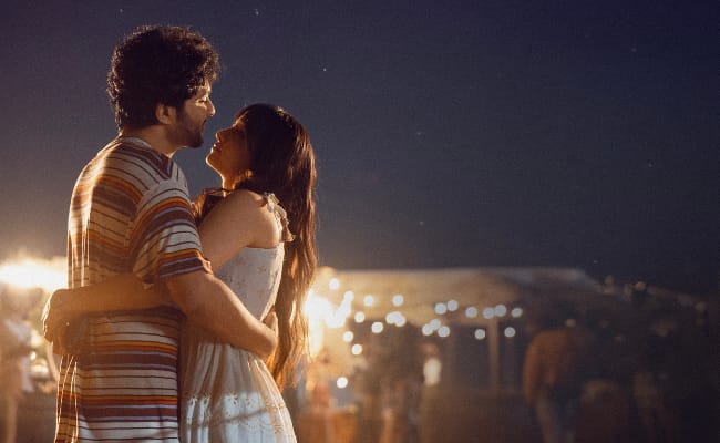 Sogasu From Telusu Kada: Sid, Srinidhi's Romantic Ride