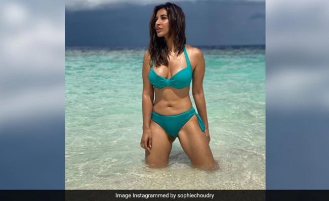 Sophie Shares How A Man Unzipped To Show