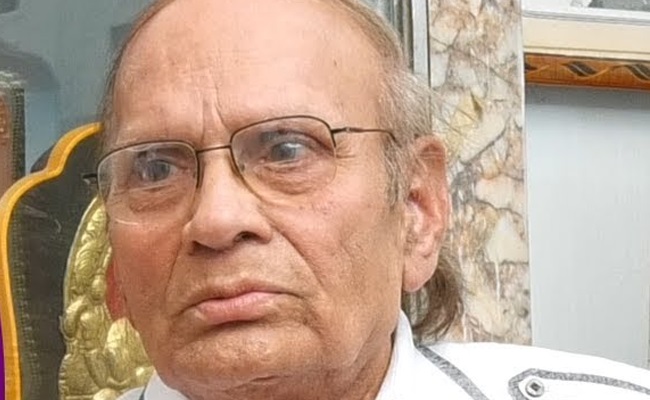 Veteran Critic Gudipudi Srihari Passes Away