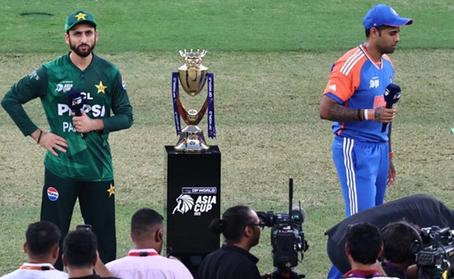 Pak Skipper's Shocker: SKY Met Me Twice in Private