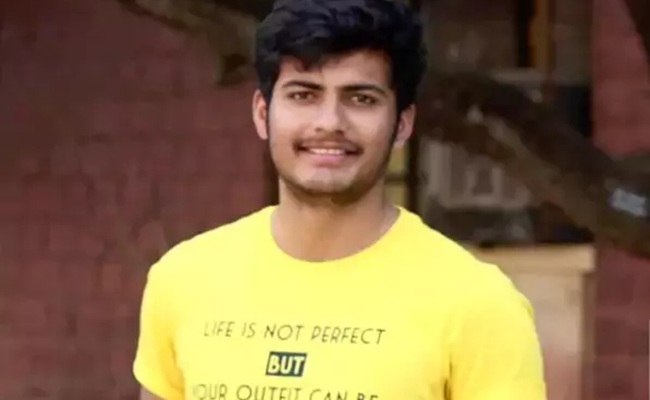 AP Student Drowns in Swimming Pool in US