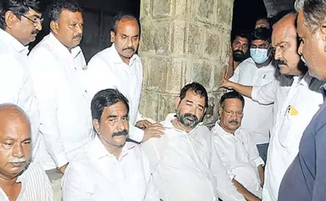 TDP media coordinator Narendra gets bail