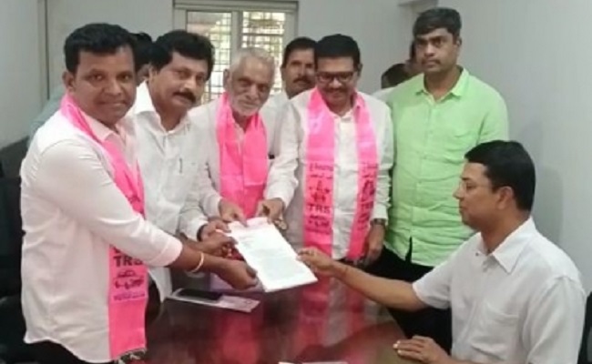 TRS seeks disqualification of BJP candidate