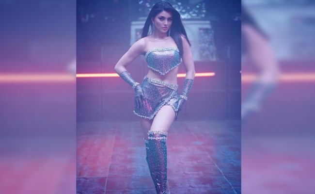 Urvashi Rautela’s Costume For Agent Costs A Bomb