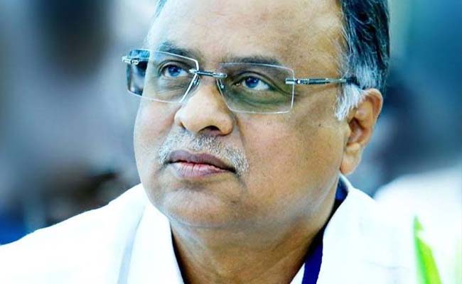 Vemireddy avoids Jagan, flies to Dubai!