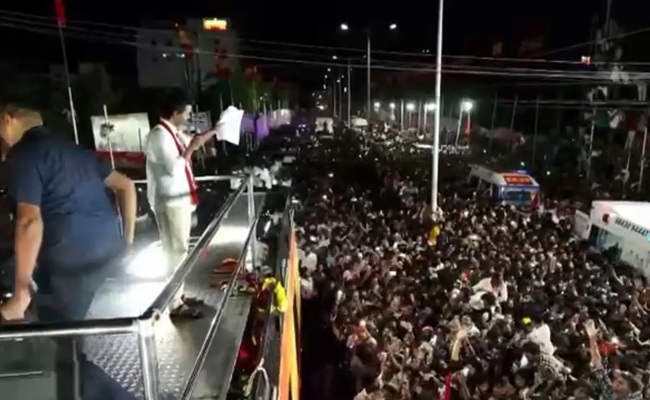36 dead, several injured in stampede at Vijay's rally in TN's Karur