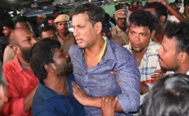 Actor Vishal collapses on stage at public event, condition stable