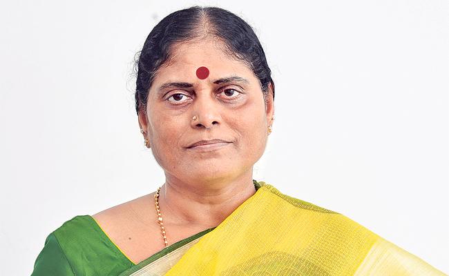 Straight talk: Vijayamma to quit YSRC?