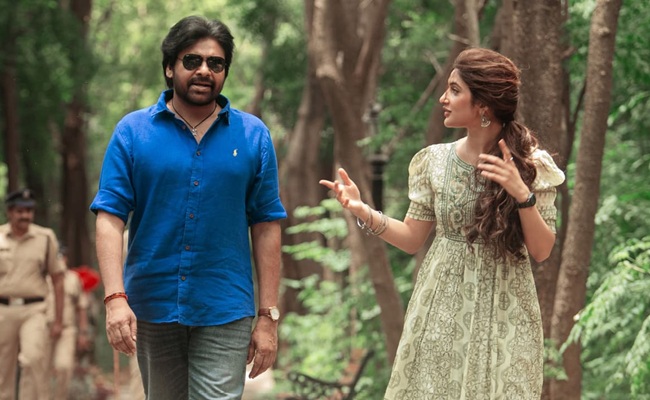 Pawan, Sreeleela's Tholi Prema Surprise In UBS!