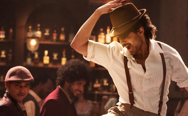 I Am Champion: Roshan Rocks Dance Floor