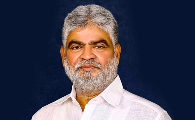 2 more defected BRS MLAs get clean chit