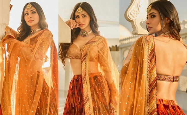 HOT: Slim Beauty Boasts Her Open Back