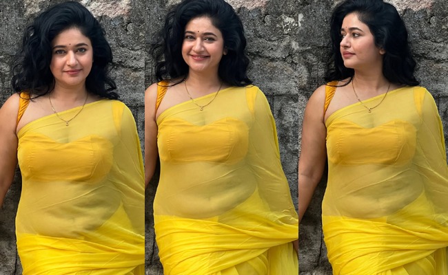 HOT: XL Size Beauty Lures In Yellow