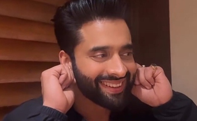 'Situationship' Shock: Rakul Makes Hubby Say Sorry!