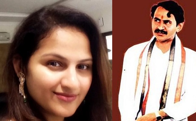 No intention to split Vangaveeti family, says daughter