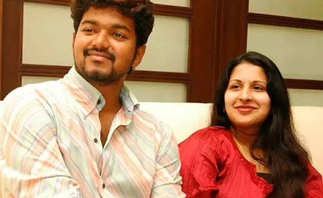 Rs 250 Cr Demand Shocks Vijay, Offers Just Rs 35 Cr!