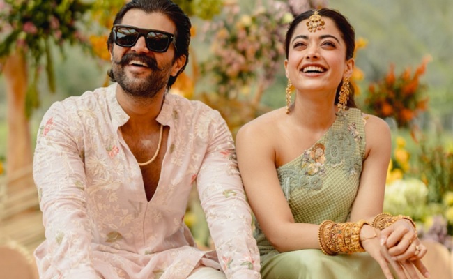 ViRosh Haldi: A Delight To Watch The Couple