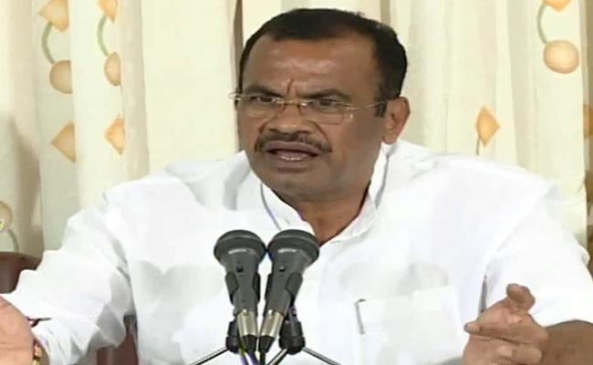 Komatireddy's Day Dreams To Become Chief Minister?