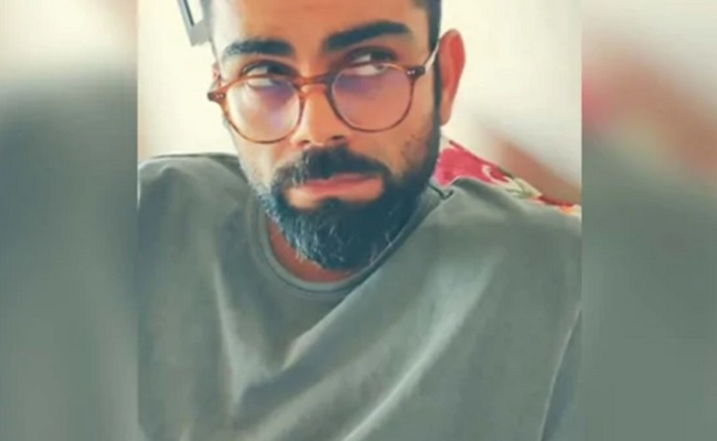 Video: Anushka Hilariously Asks Kohli To Hit A Four