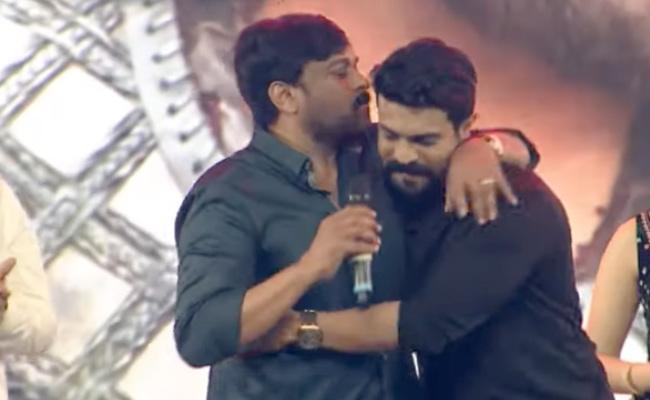 Reel Buzz: Charan's Daddy Love!