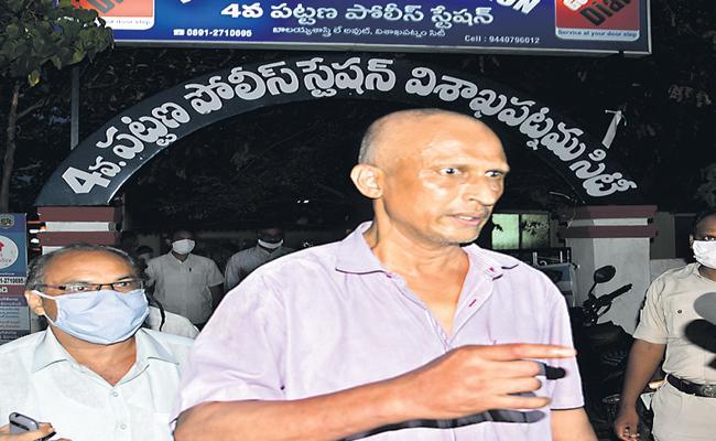 Did 'mad' doctor try for TDP ticket in last polls?