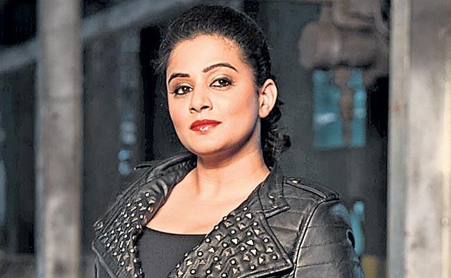 Priyamani: Expanding Career In Hindi Industry