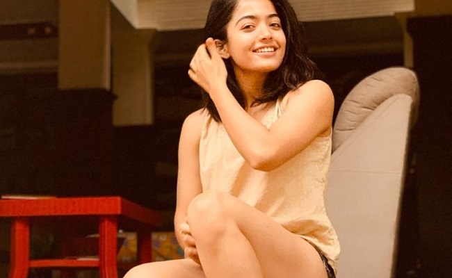 Pic Talk: Rashmika's Quarantine Look