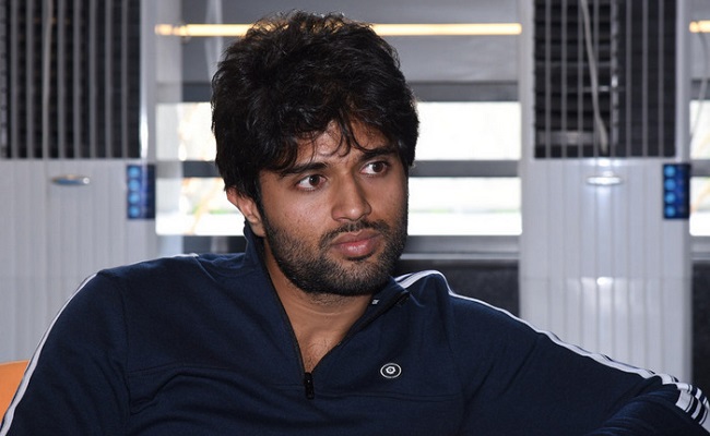 Vijay Deverakonda Insulting Poor People