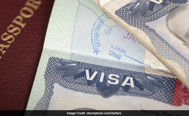 5 US lawmakers ask Trump to suspend new H-1B visas
