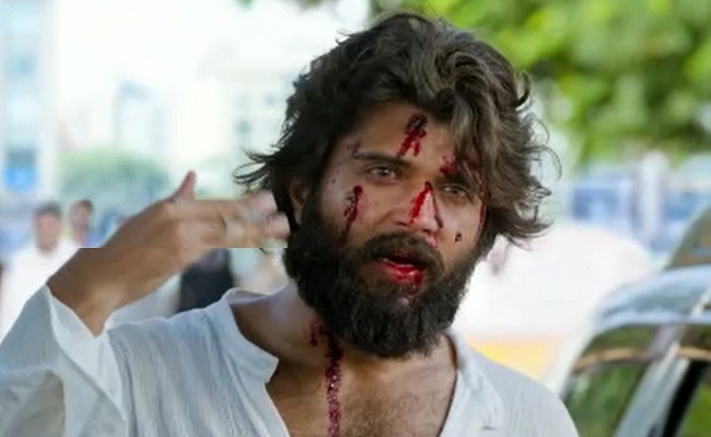 World Famous Lover Movie Review: Tiresome Watch