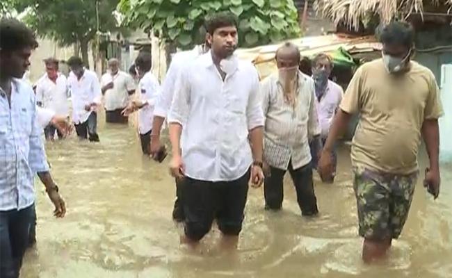 Devineni Criticises TDP For Floods In Vijayawada