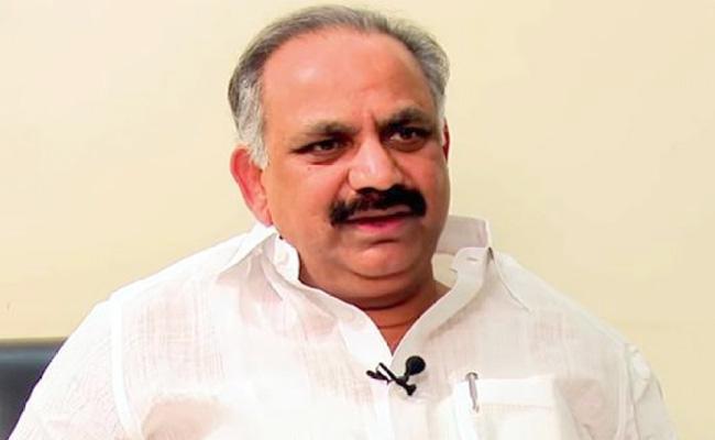 Vizag YSRC leader Dronamraju dies of Corona!