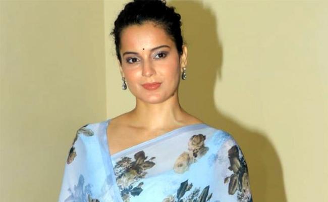 Kangana: You are nothing but a sample of dynasty