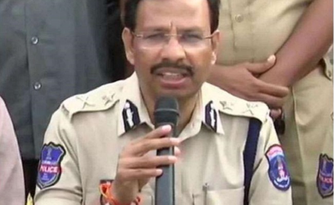 Tough Cop Sajjannar Warns BJP MLA!