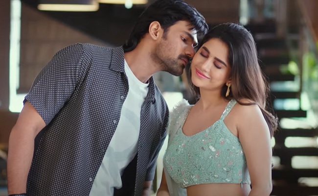 Alludu Adurs Trailer: Full on Mass Masala!