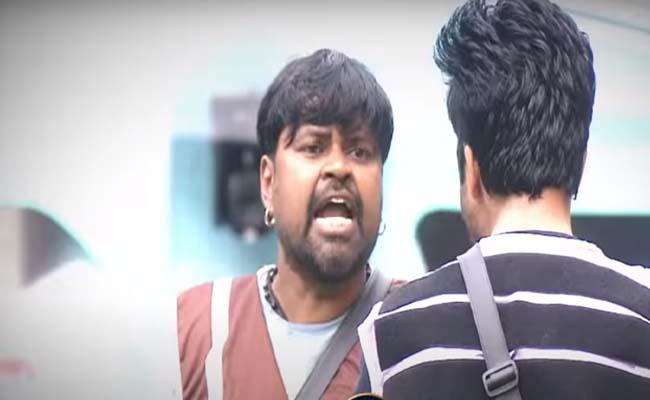 Bigg Boss 4: Hotheaded Sohail Single-Handedly Hijacks The Show!