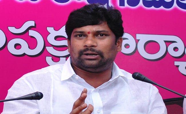 Pawan Becomes TRS Target In GHMC Polls!