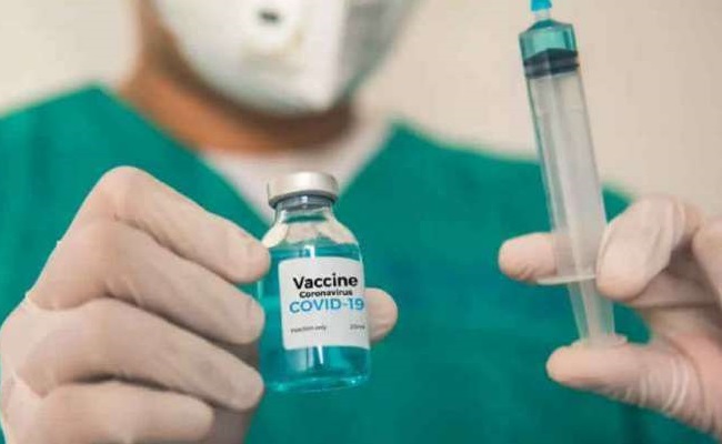 Pfizer's Covid vaccine shows favourable safety profile