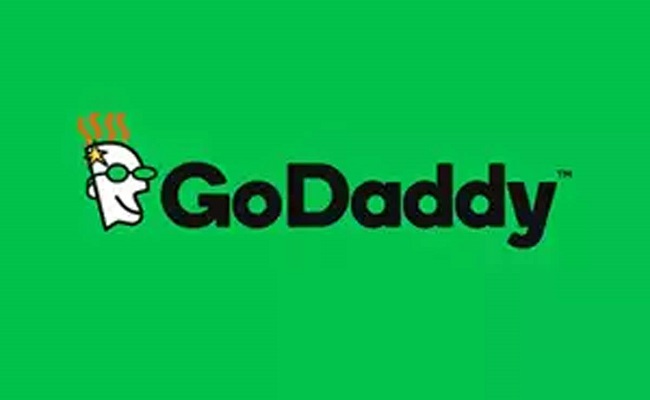 GoDaddy sacks hundreds despite business growth