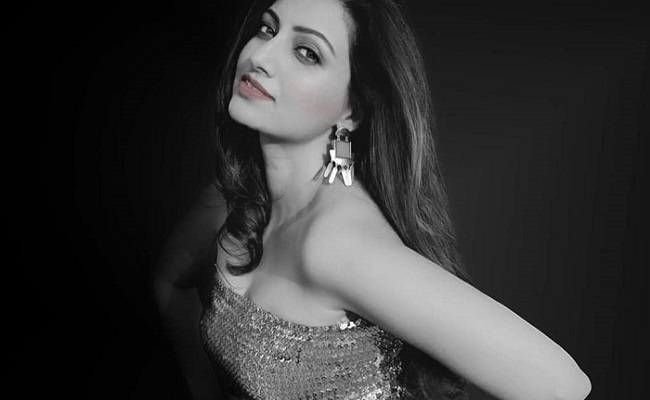 Pics: Hamsa Nandini's New Glam Show