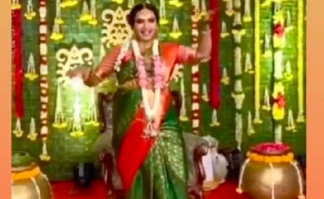 Pregnant Hari Teja Dances at Her Seemantam