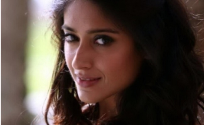 Ileana D'Cruz Calls Herself A Weirdo