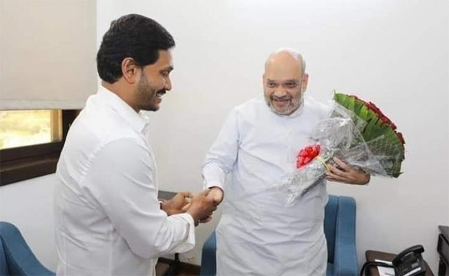 Shah To Seek Jagan Help On Agriculture Laws?